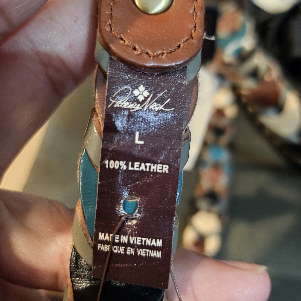 Patricia Nash Atina Chainlink Belt - Picture 6 of 6